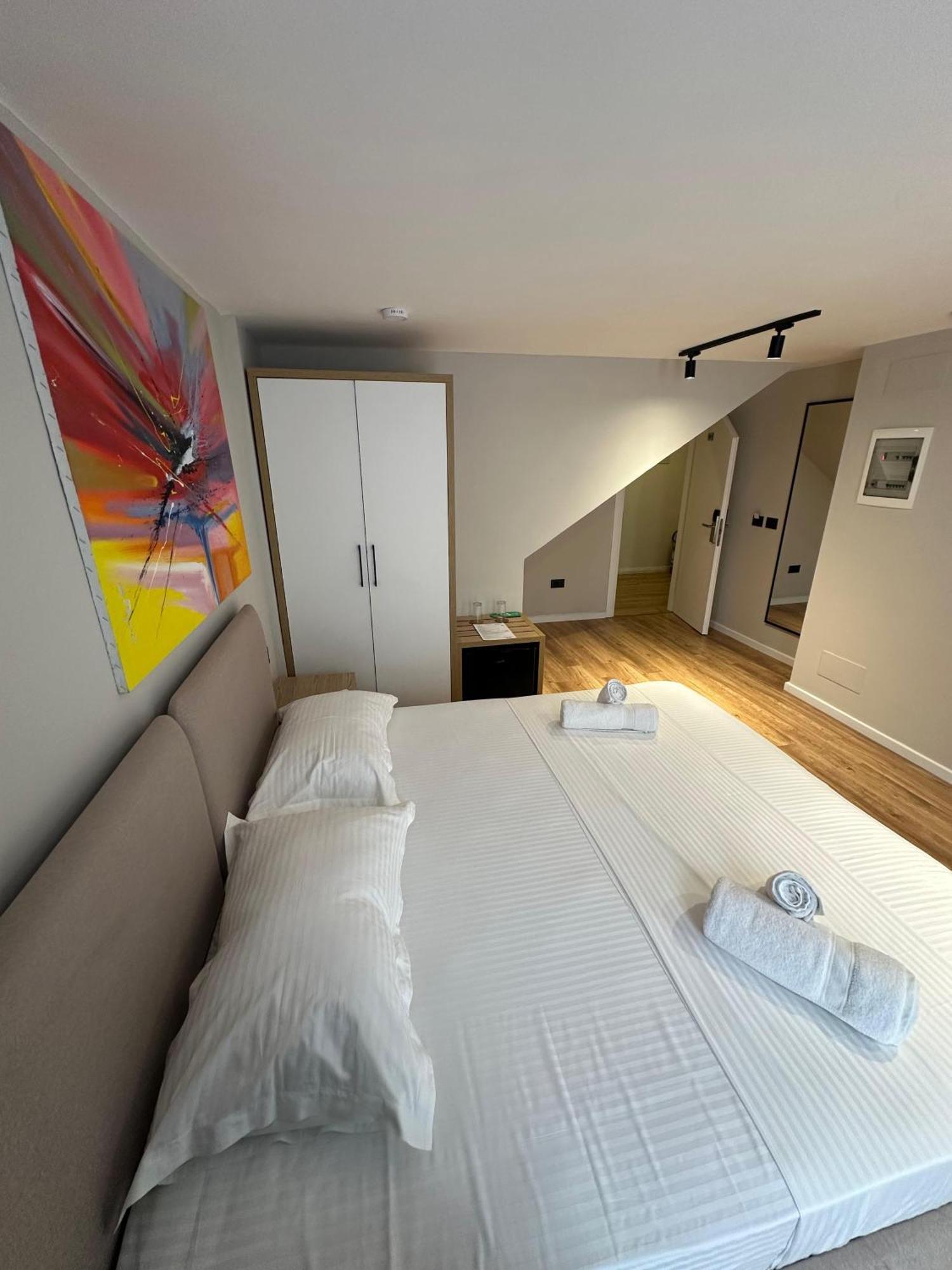 Hotel Bel Ami Tirana 2 Extérieur photo